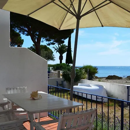 Apartment Reformado Con Jardin Y Terraza Frente Al Mar En Cap Ras, Cerca De Llanca, Acepta Mascotas - Es-170-29